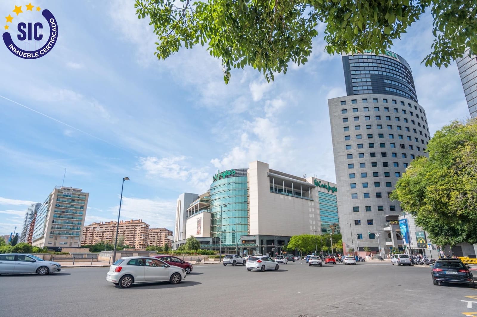 1 slaapkamer Studio te koop in Valencia stad met garage - € 249.000 (Ref: 9876588)