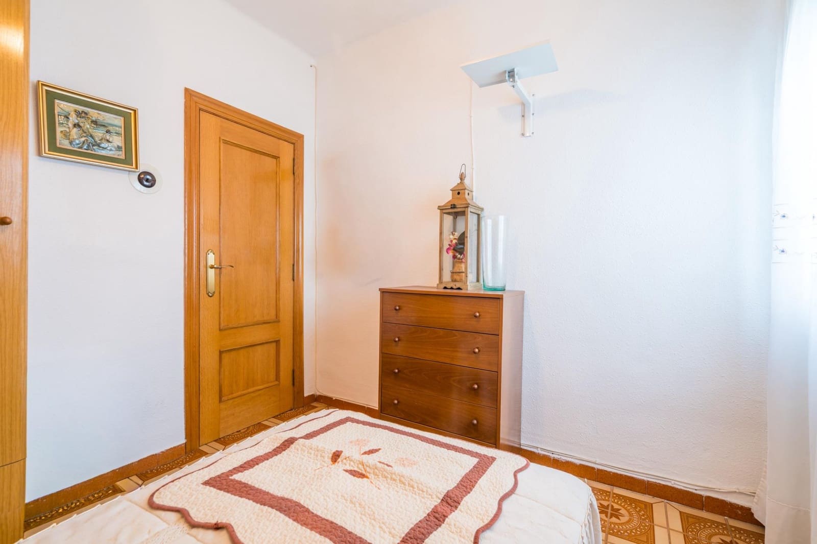 3 slaapkamer Appartement te koop in Valencia stad - € 168.000 (Ref: 9879002)