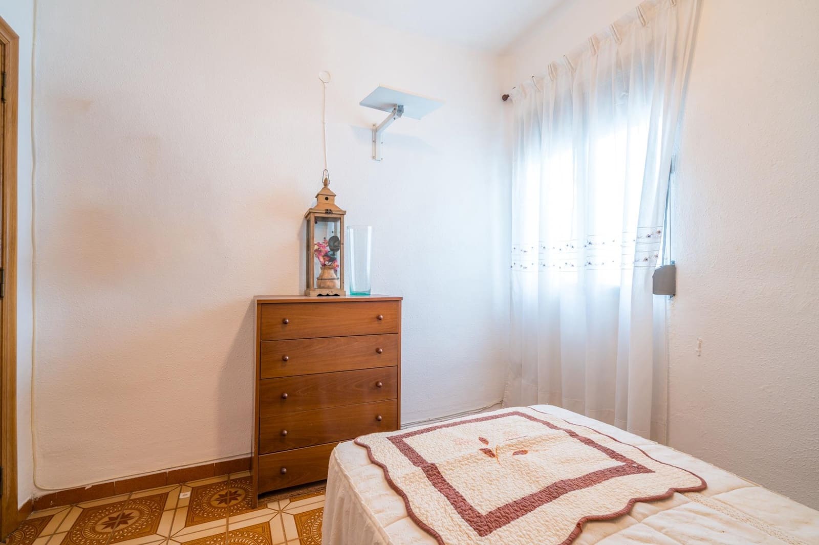 3 slaapkamer Appartement te koop in Valencia stad - € 168.000 (Ref: 9879002)