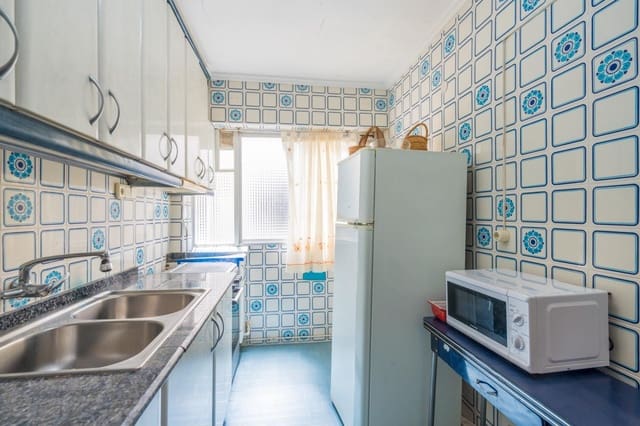 3 slaapkamer Appartement te koop in Sant Llorens, Valencia stad - € 168.000 (Ref: 9879002)