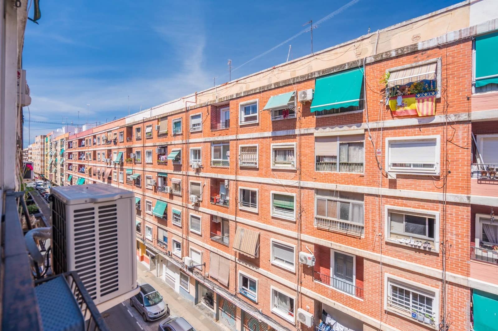 3 slaapkamer Appartement te koop in Valencia stad - € 168.000 (Ref: 9879002)