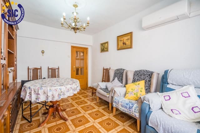 3 bedroom Apartment for sale in Sant Llorens, Valencia city - € 168,000 (Ref: 9879002)