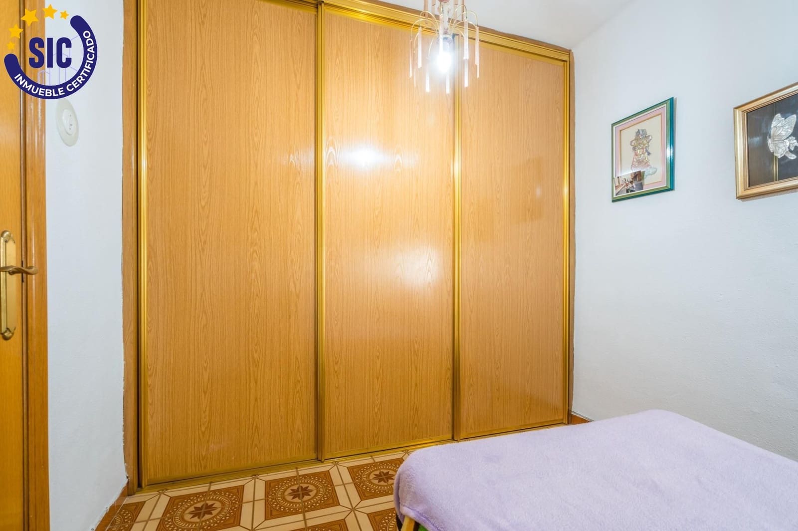 3 bedroom Apartment for sale in Valencia city - € 168,000 (Ref: 9879002)
