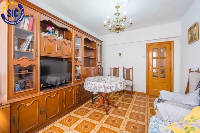 3 bedroom Apartment for sale in Sant Llorens, Valencia city - € 168,000 (Ref: 9879002)