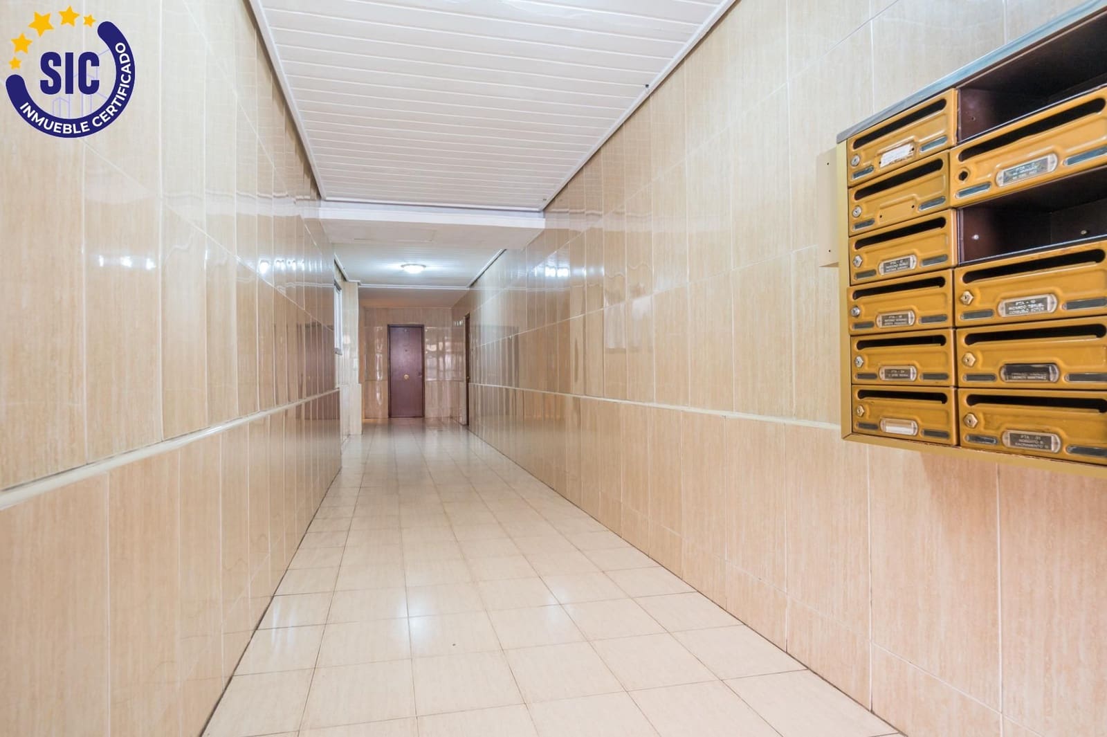3 bedroom Apartment for sale in Valencia city - € 168,000 (Ref: 9879002)