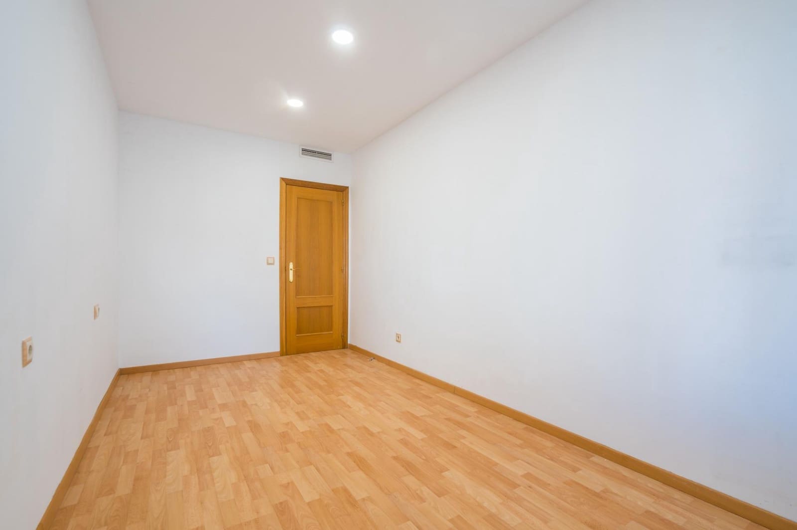 3 makuuhuone Asunto myytävänä paikassa Valencia kaupunki mukana uima-altaan - 600 000 € (Ref: 9884962)