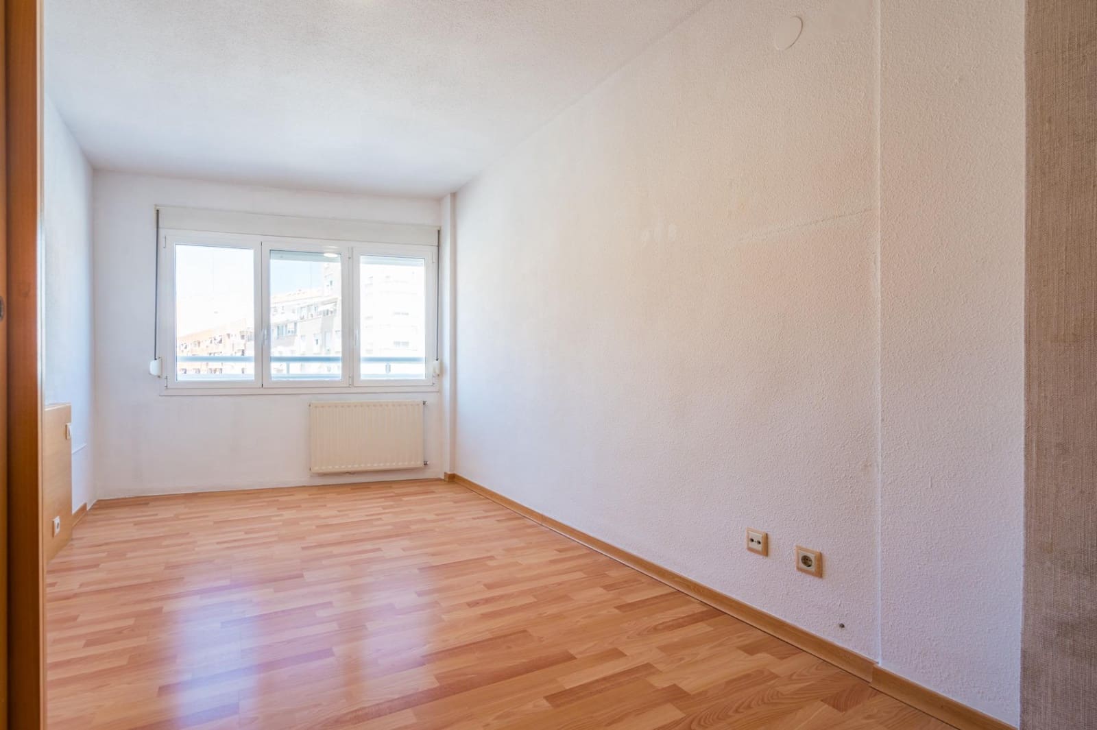 3 makuuhuone Asunto myytävänä paikassa Valencia kaupunki mukana uima-altaan - 600 000 € (Ref: 9884962)