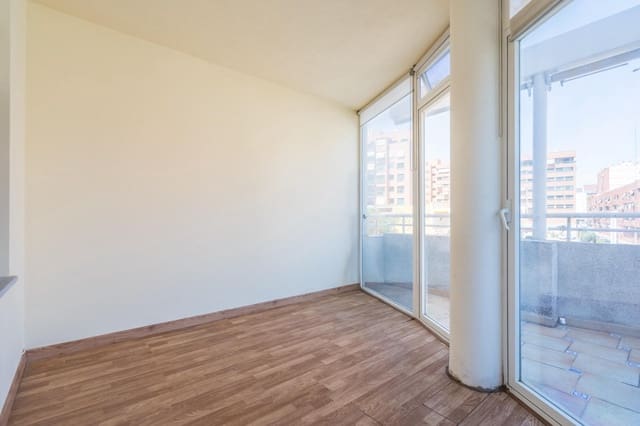 3 makuuhuone Asunto myytävänä paikassa Cabanyal-Canyamelar, Valencia kaupunki mukana uima-altaan - 600 000 € (Ref: 9884962)