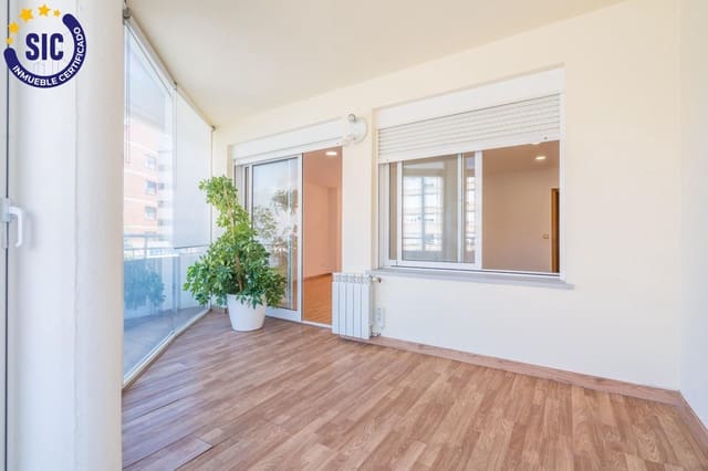 3 soveværelse Lejlighed til salg i Cabanyal-Canyamelar, Valencia by med swimmingpool - € 600.000 (Ref: 9884962)