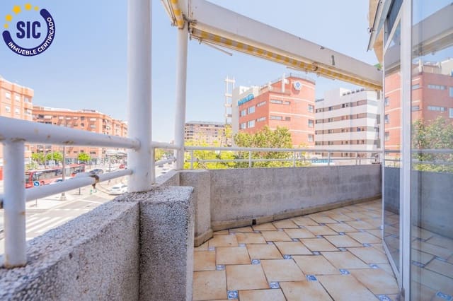 3 soveværelse Lejlighed til salg i Cabanyal-Canyamelar, Valencia by med swimmingpool - € 600.000 (Ref: 9884962)