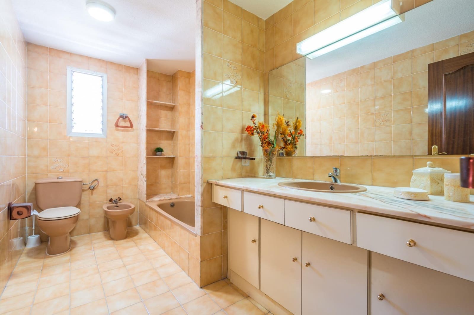 4 makuuhuone Asunto myytävänä paikassa Valencia kaupunki - 480 000 € (Ref: 9884963)