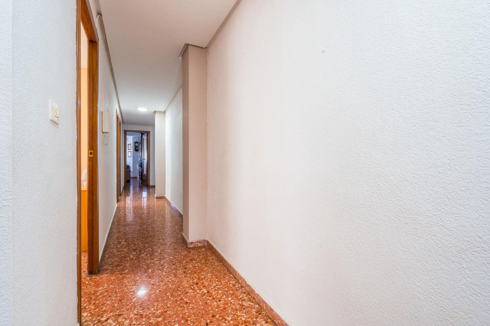 4 makuuhuone Asunto myytävänä paikassa Valencia kaupunki - 480 000 € (Ref: 9884963)