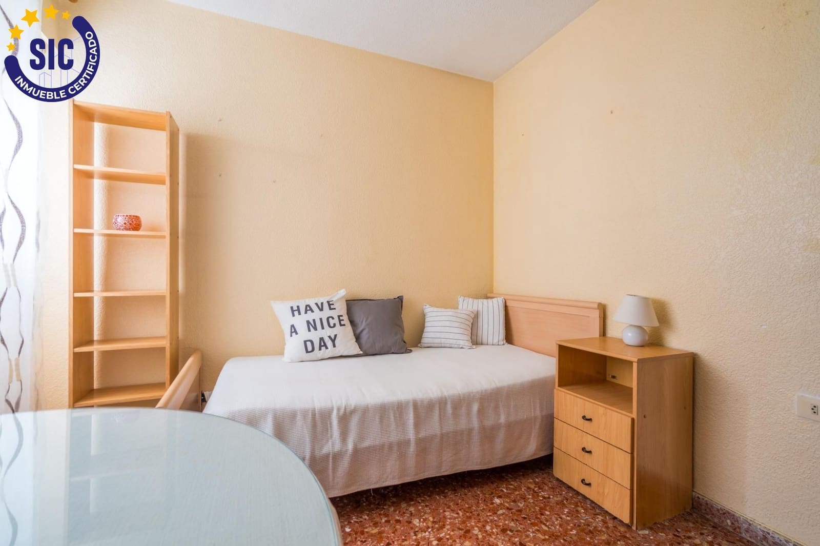 4 slaapkamer Flat te koop in Valencia stad - € 399.000 (Ref: 9884963)