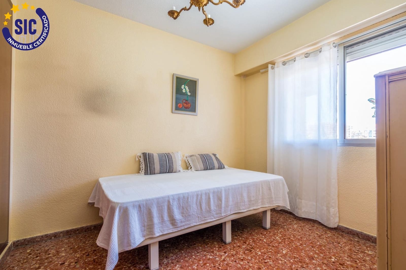 4 slaapkamer Flat te koop in Valencia stad - € 399.000 (Ref: 9884963)