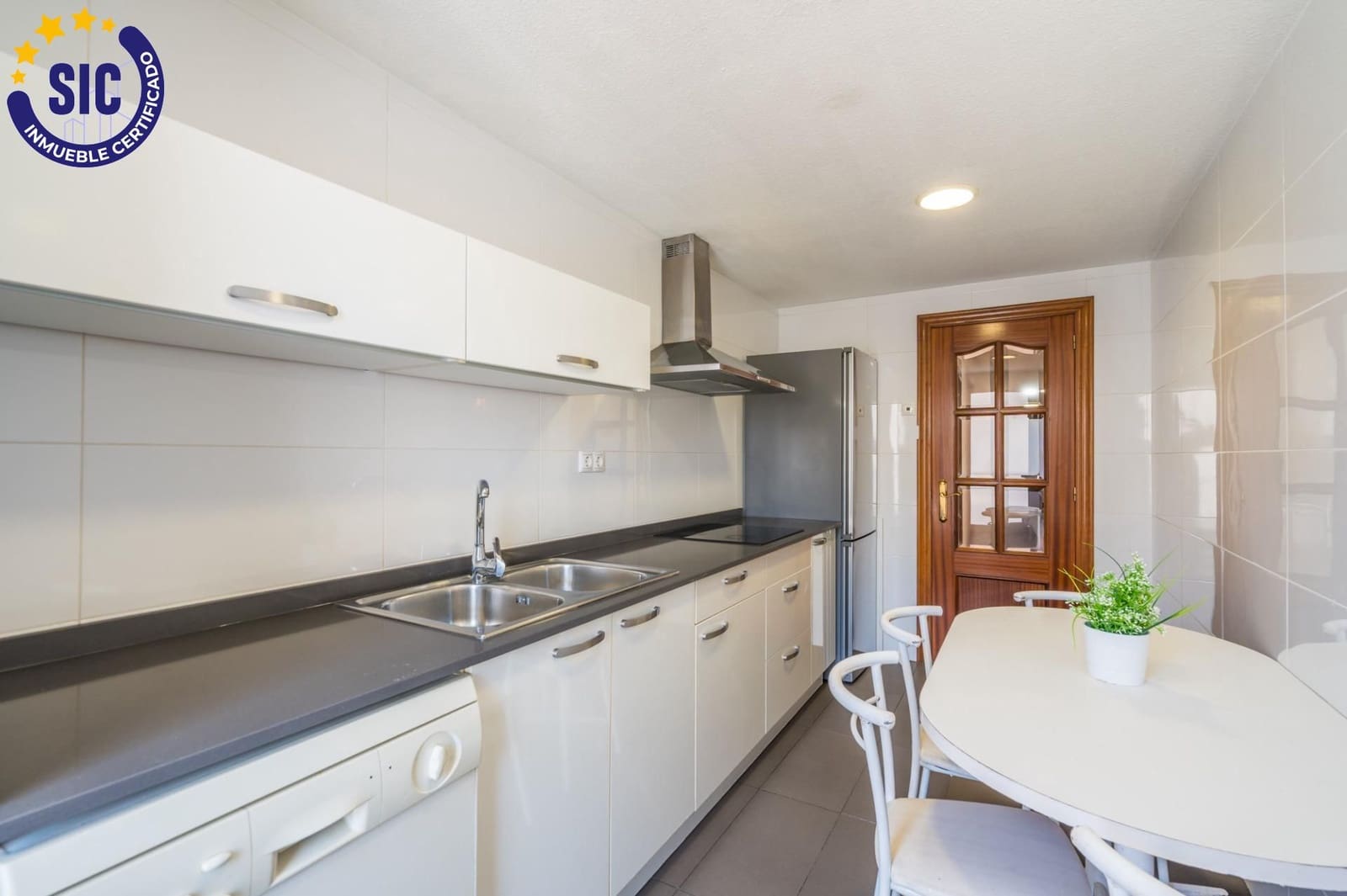 4 makuuhuone Asunto myytävänä paikassa Valencia kaupunki - 350 000 € (Ref: 9884963)