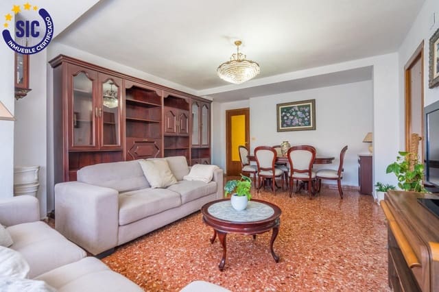 4 sovrum Lägenhet till salu i Aiora, Valencia stad - 350 000 € (Ref: 9884963)