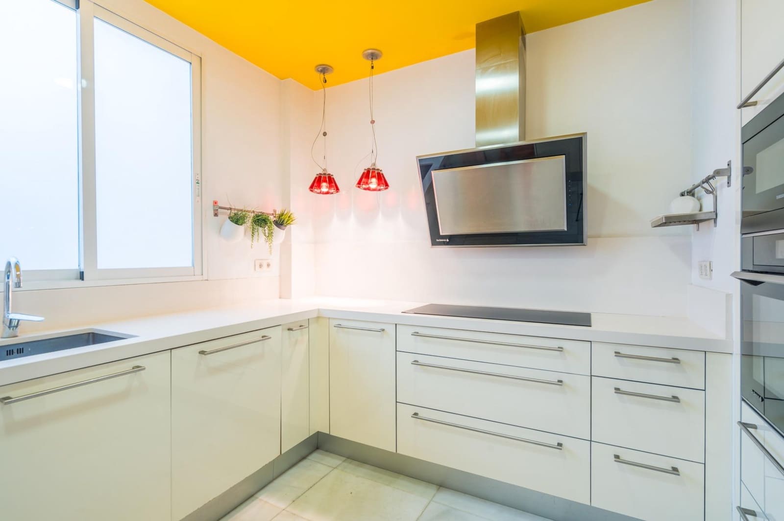 3 makuuhuone Asunto myytävänä paikassa Valencia kaupunki - 490 000 € (Ref: 9896197)