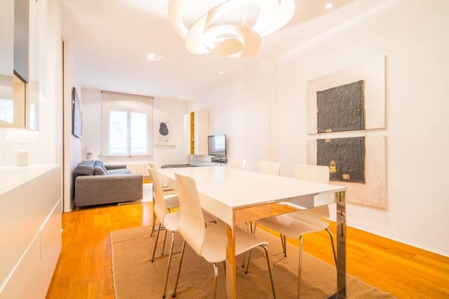3 bedroom Flat for sale in Sant Francesc, Valencia city - € 490,000 (Ref: 9896197)
