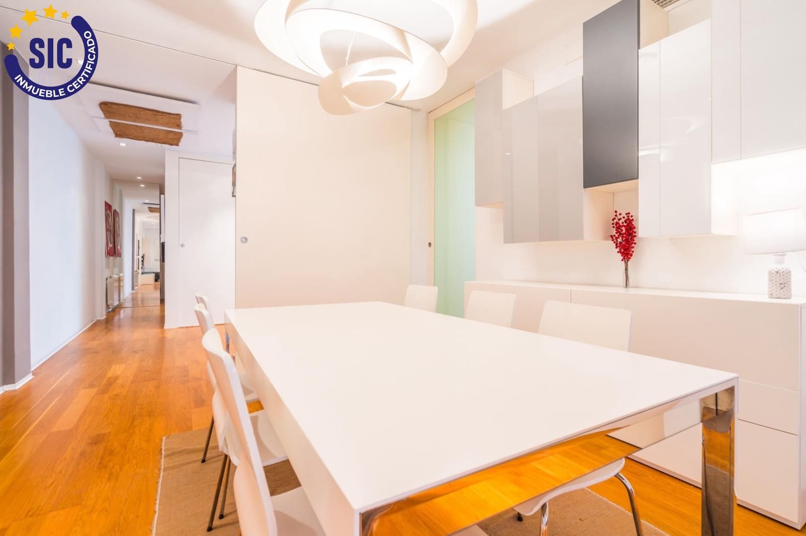 3 bedroom Flat for sale in Valencia city - € 490,000 (Ref: 9896197)