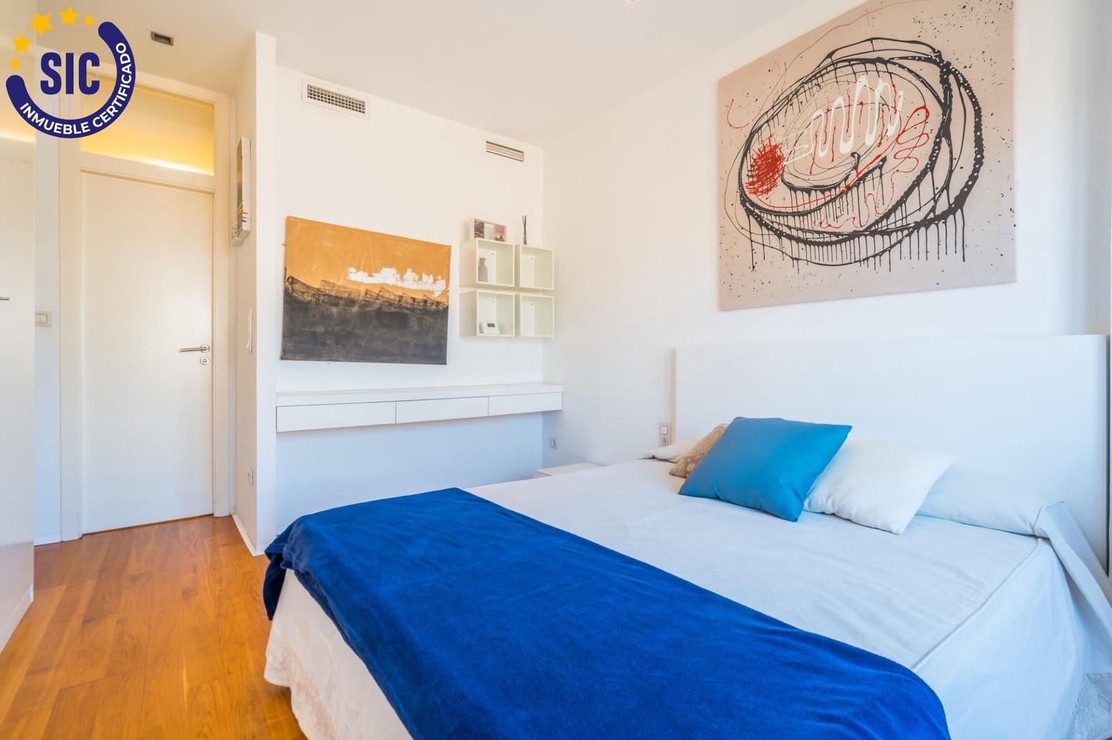 3 bedroom Flat for sale in Valencia city - € 490,000 (Ref: 9896197)