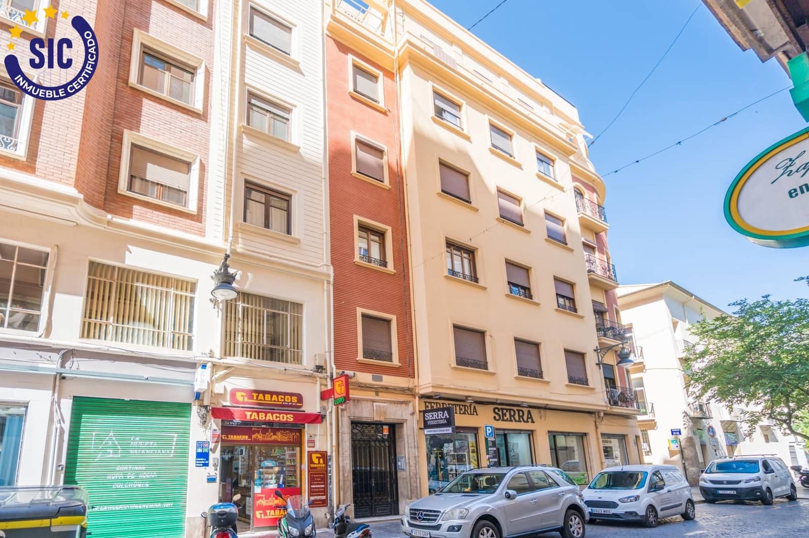 3 bedroom Flat for sale in Valencia city - € 490,000 (Ref: 9896197)