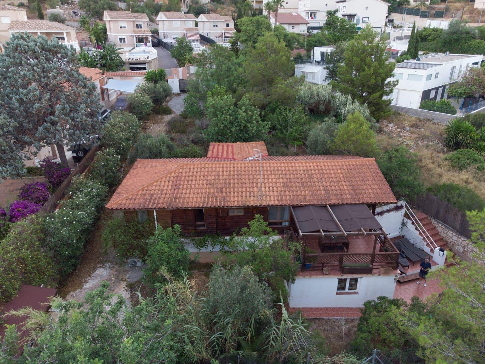 Chalet de 2 habitaciones en Torrent en venta con garaje - 399.000 € (Ref: 9898967)