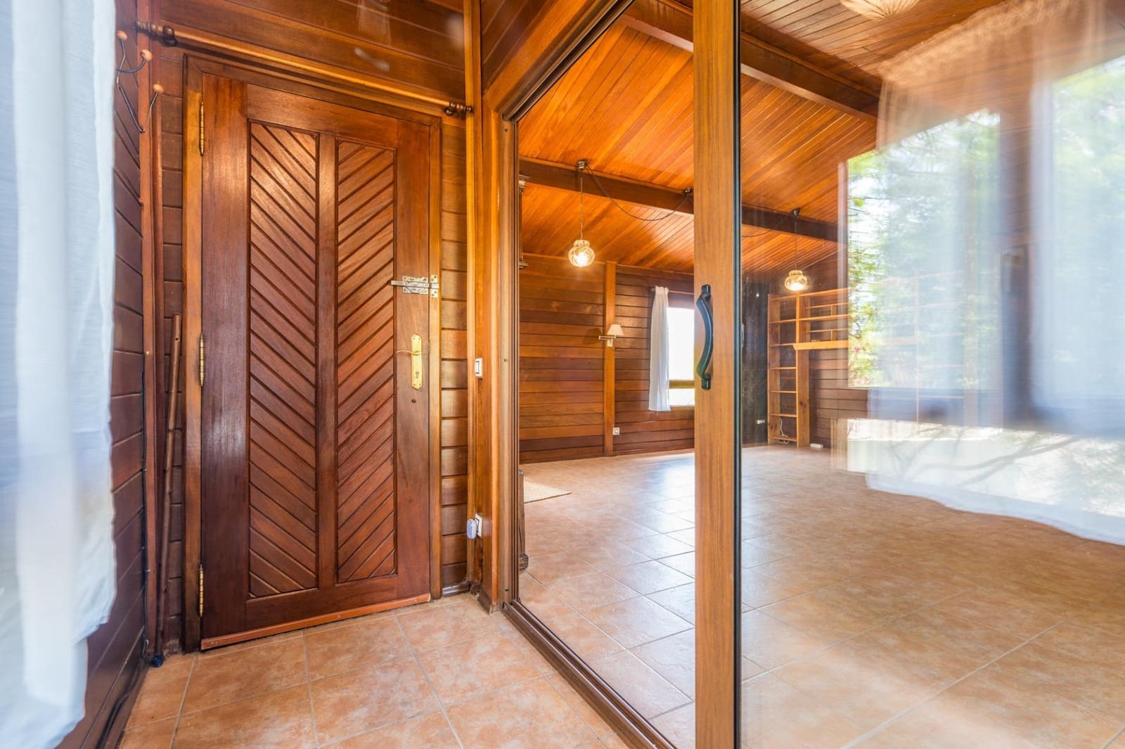 Chalet de 2 habitaciones en Torrent en venta con garaje - 399.000 € (Ref: 9898967)