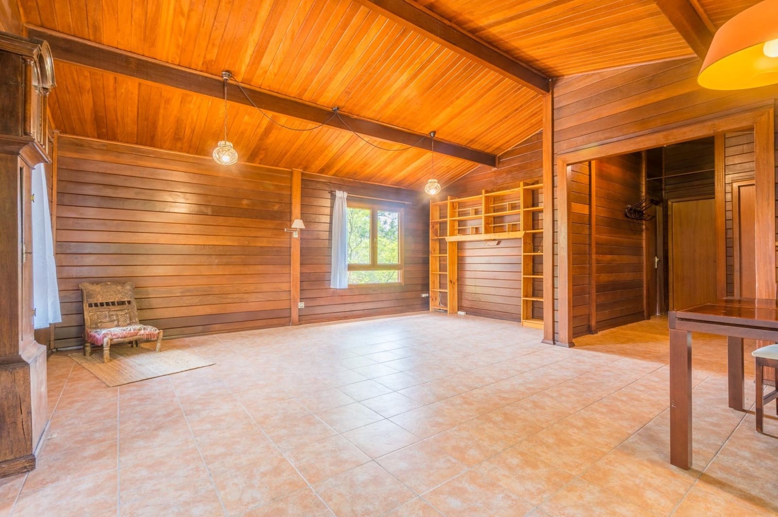 Chalet de 2 habitaciones en Torrent en venta con garaje - 399.000 € (Ref: 9898967)