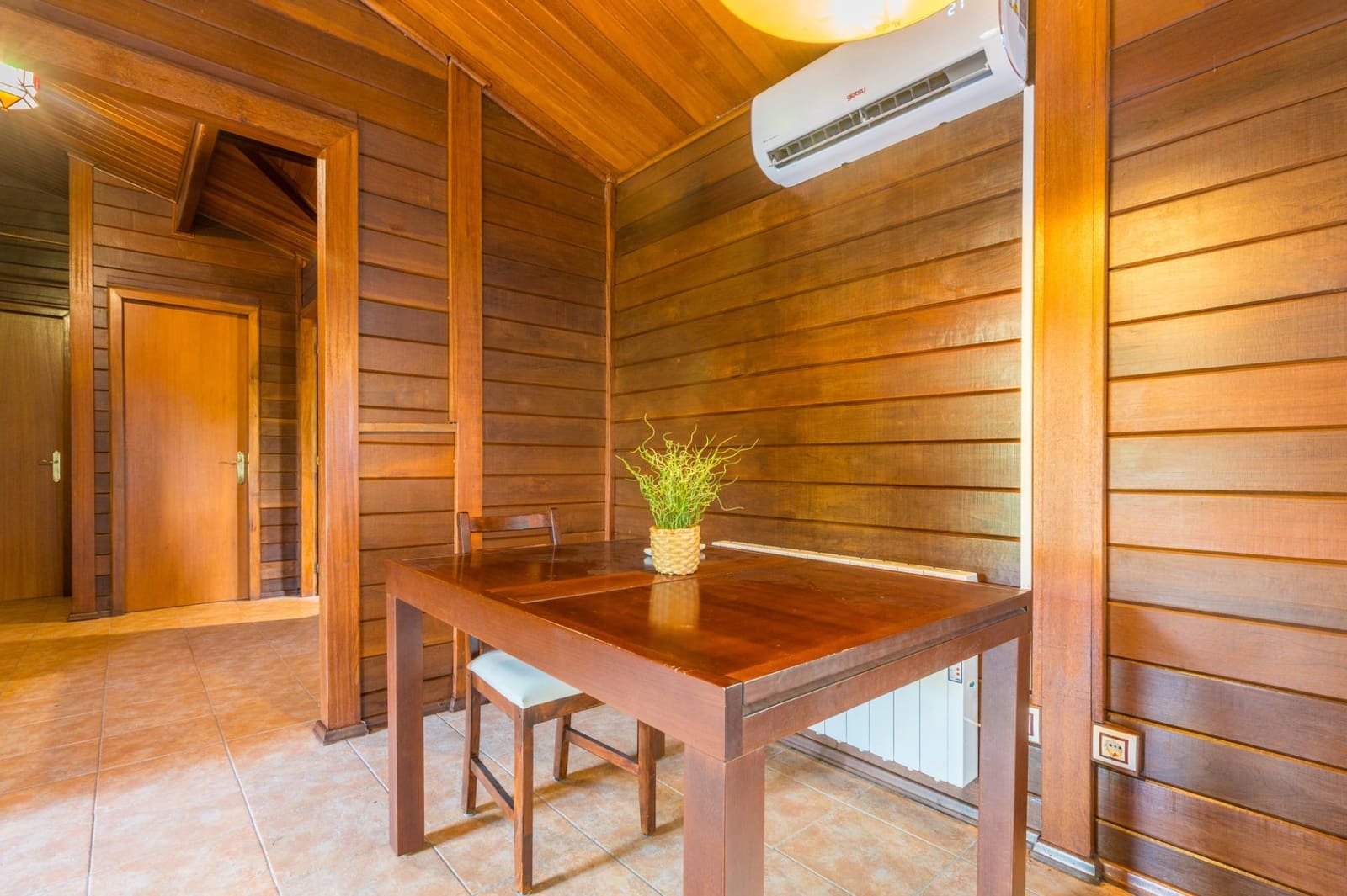 Chalet de 2 habitaciones en Torrent en venta con garaje - 399.000 € (Ref: 9898967)