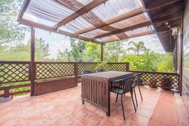 Chalet de 2 habitaciones en Torrent en venta con garaje - 399.000 € (Ref: 9898967)