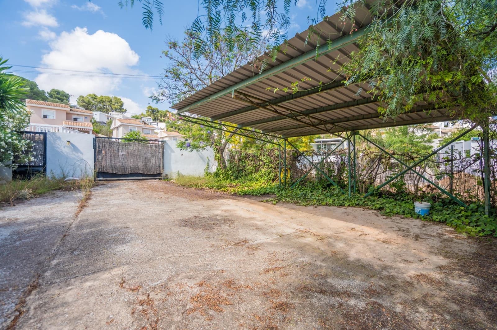 Chalet de 2 habitaciones en Torrent en venta con garaje - 399.000 € (Ref: 9898967)