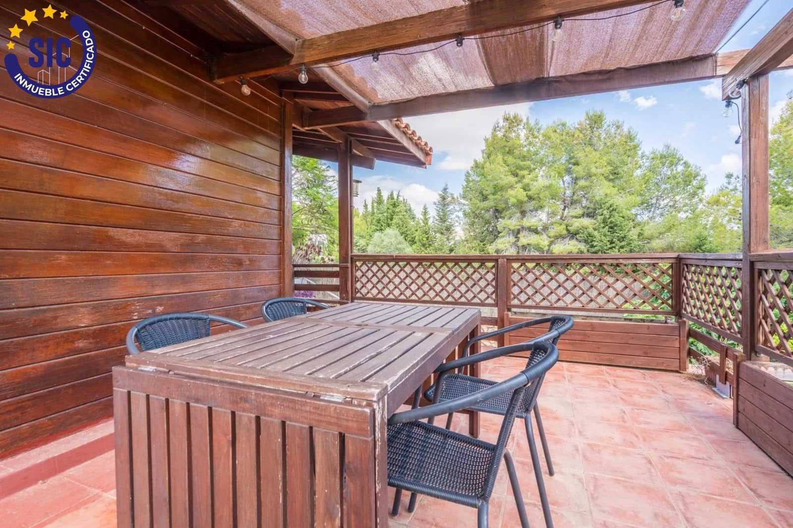 2 bedroom Villa for sale in Torrent with garage - € 399,000 (Ref: 9898967)