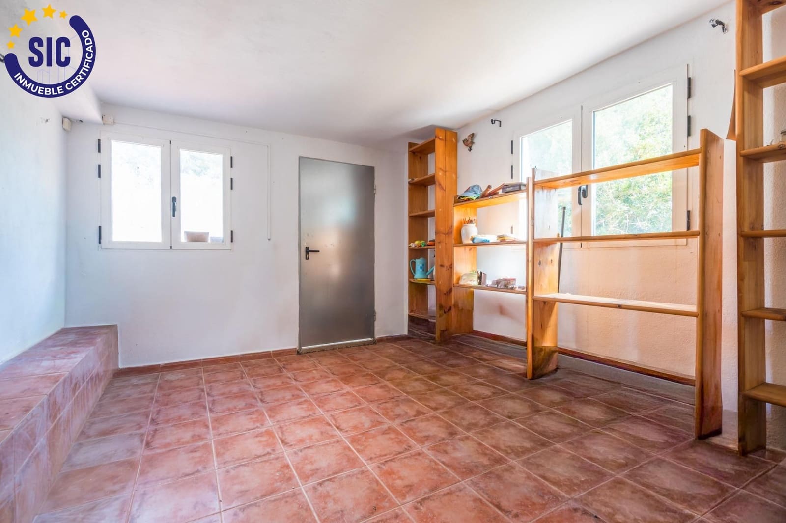 2 bedroom Villa for sale in Torrent with garage - € 399,000 (Ref: 9898967)