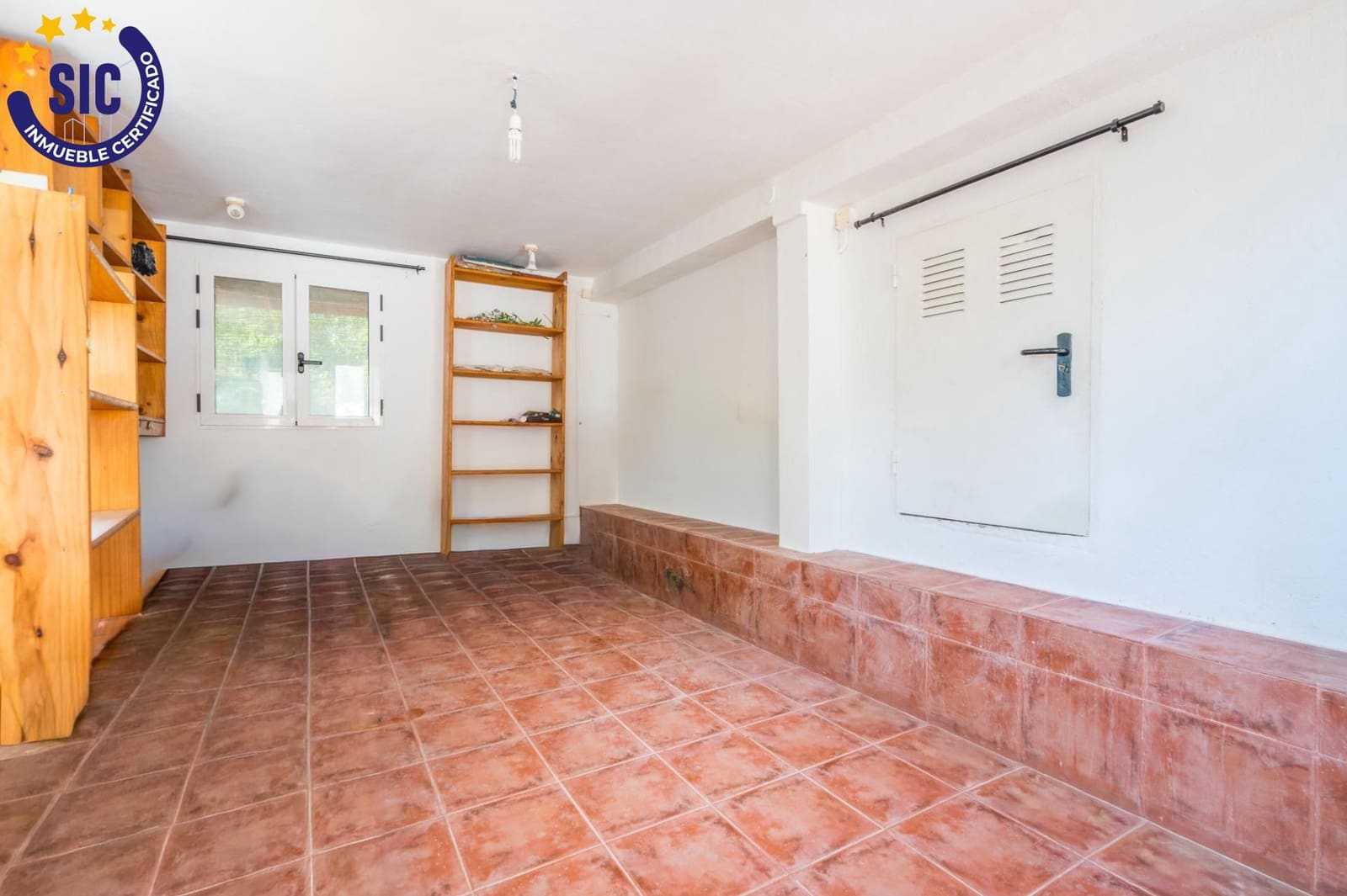 2 bedroom Villa for sale in Torrent with garage - € 399,000 (Ref: 9898967)
