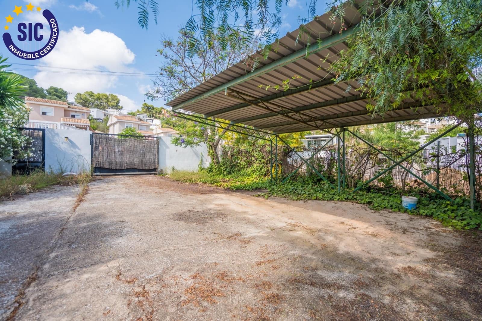2 bedroom Villa for sale in Torrent with garage - € 399,000 (Ref: 9898967)