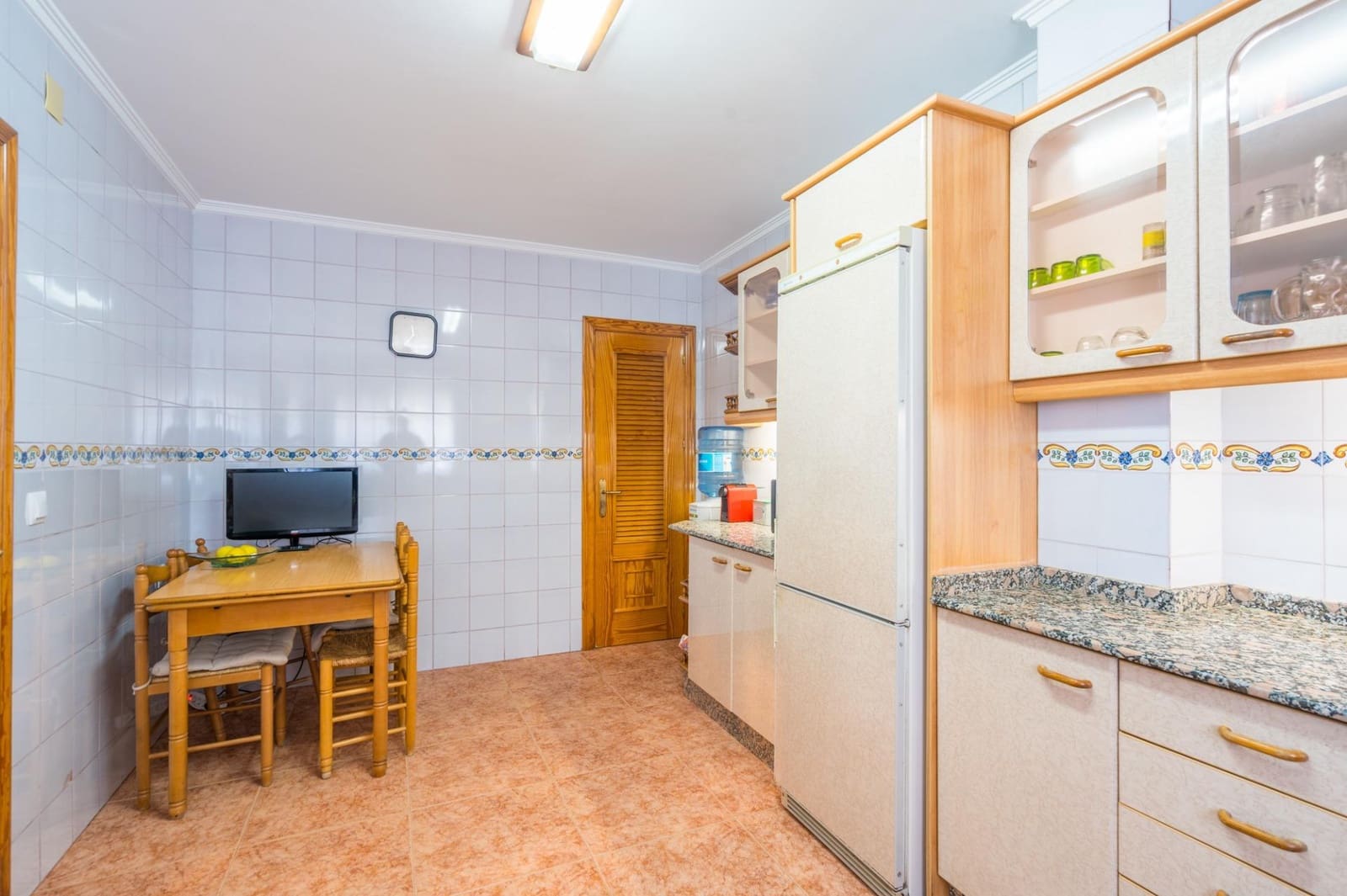4 chambre Villa/Maison Mitoyenne à vendre à Casinos - 190 000 € (Ref: 9908132)