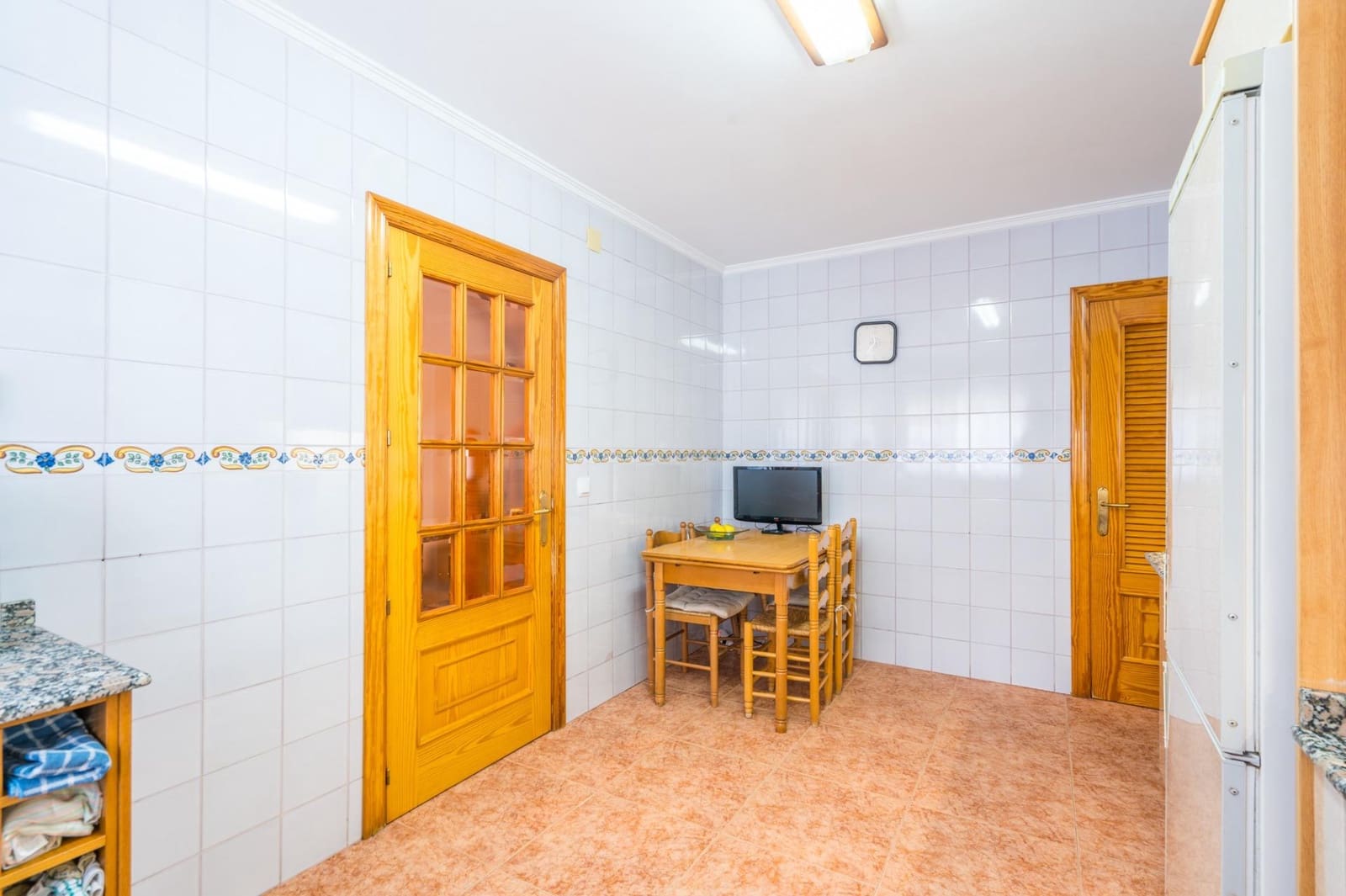 4 chambre Villa/Maison Mitoyenne à vendre à Casinos - 190 000 € (Ref: 9908132)