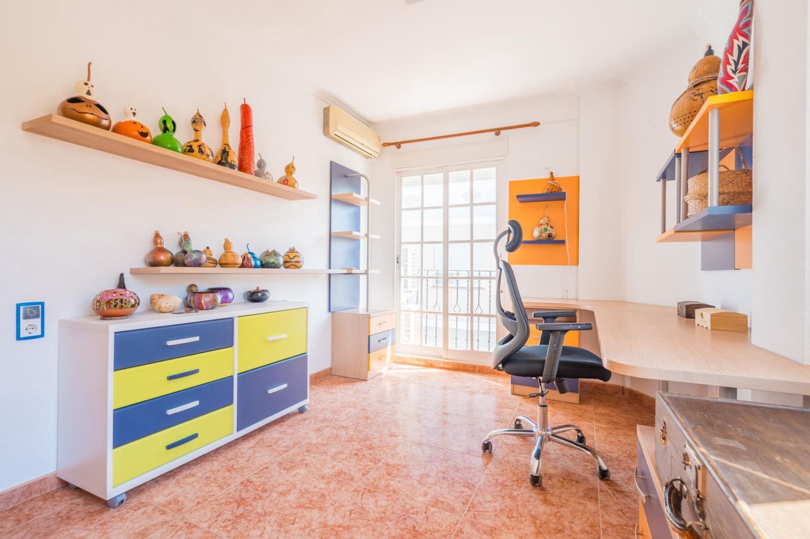 4 chambre Villa/Maison Mitoyenne à vendre à Casinos - 190 000 € (Ref: 9908132)
