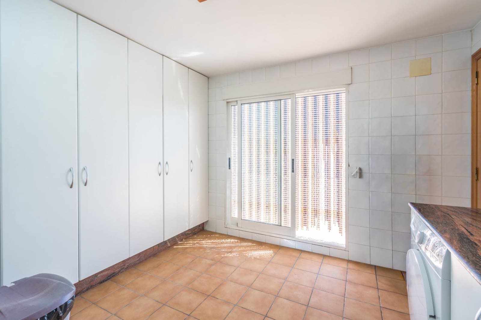 4 chambre Villa/Maison Mitoyenne à vendre à Casinos - 190 000 € (Ref: 9908132)
