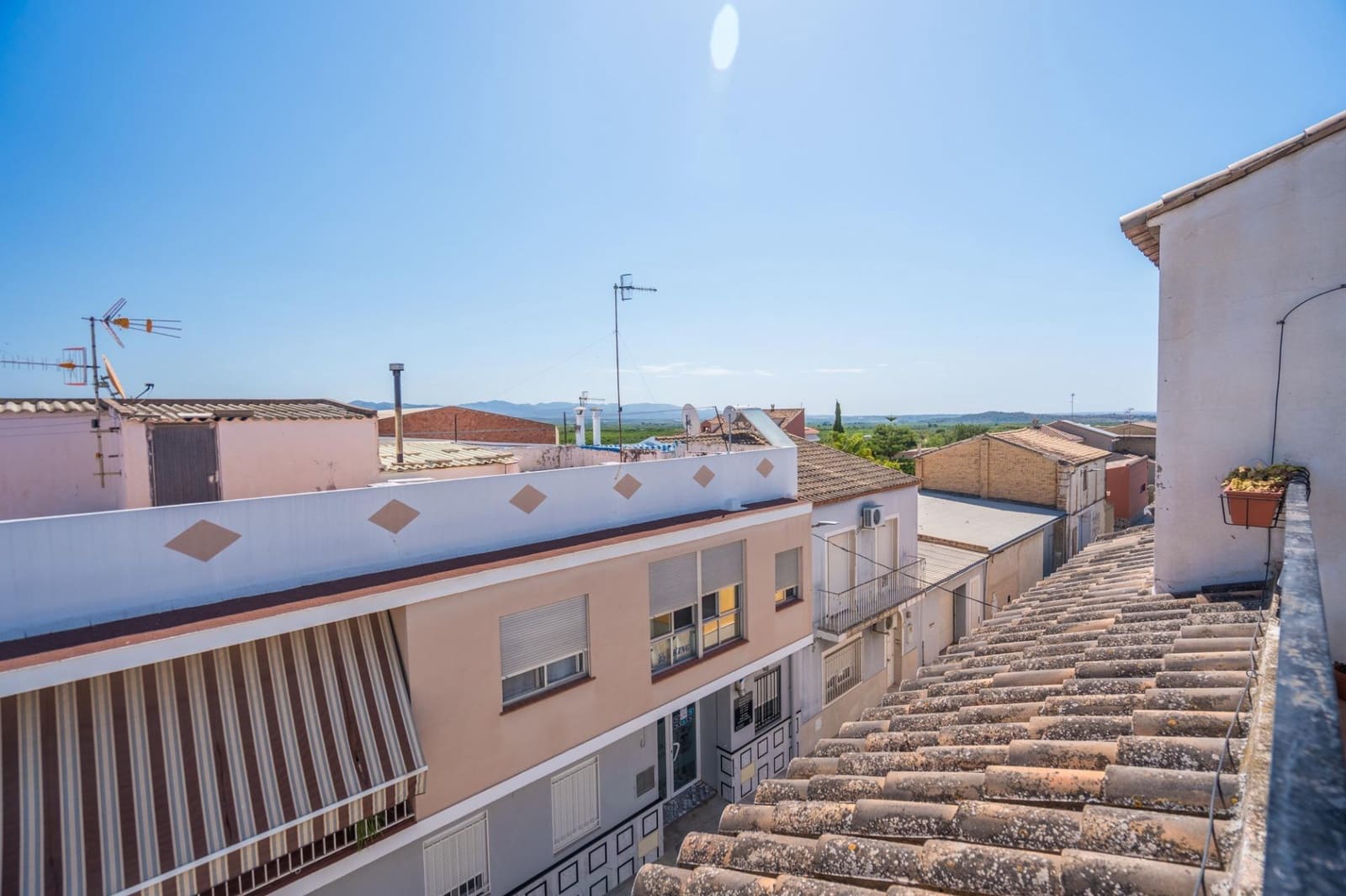4 chambre Villa/Maison Mitoyenne à vendre à Casinos - 190 000 € (Ref: 9908132)