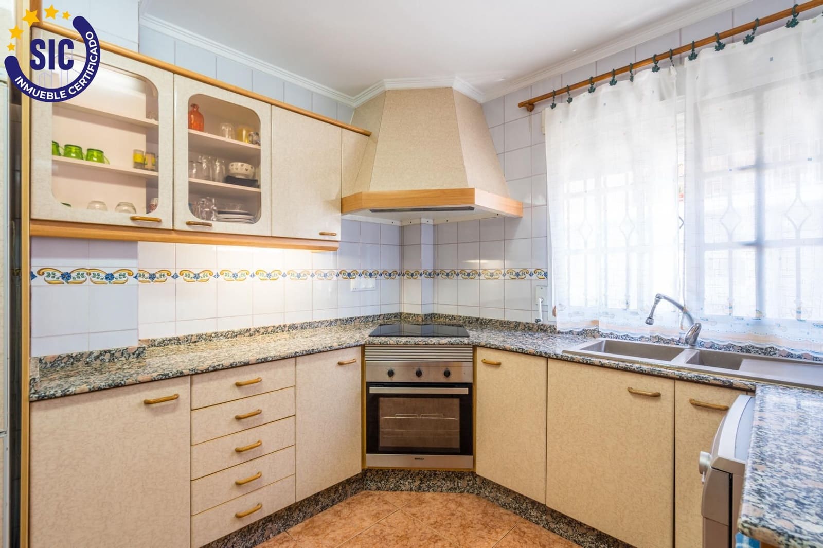 4 bedroom Terraced Villa for sale in Casinos - € 190,000 (Ref: 9908132)