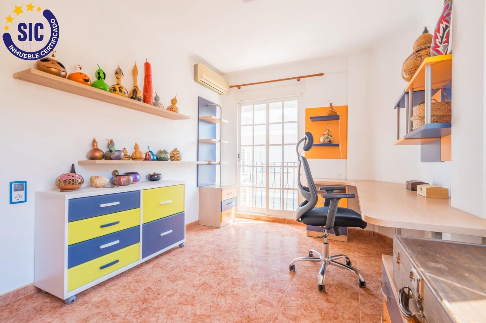 4 bedroom Terraced Villa for sale in Casinos - € 190,000 (Ref: 9908132)