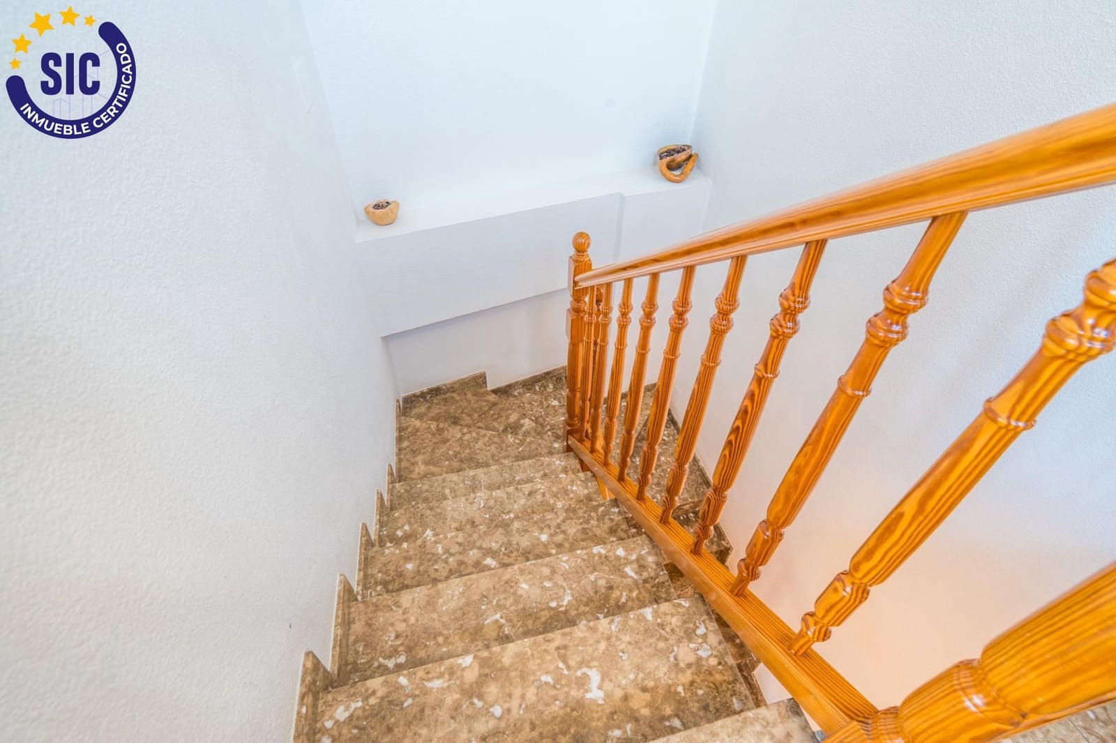 4 bedroom Terraced Villa for sale in Casinos - € 190,000 (Ref: 9908132)