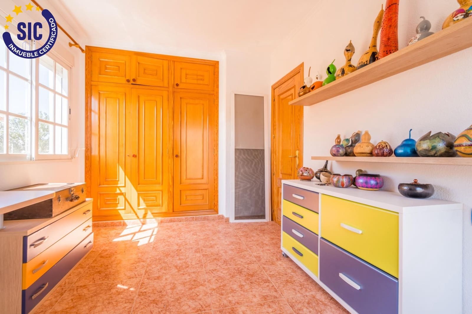 4 bedroom Terraced Villa for sale in Casinos - € 190,000 (Ref: 9908132)