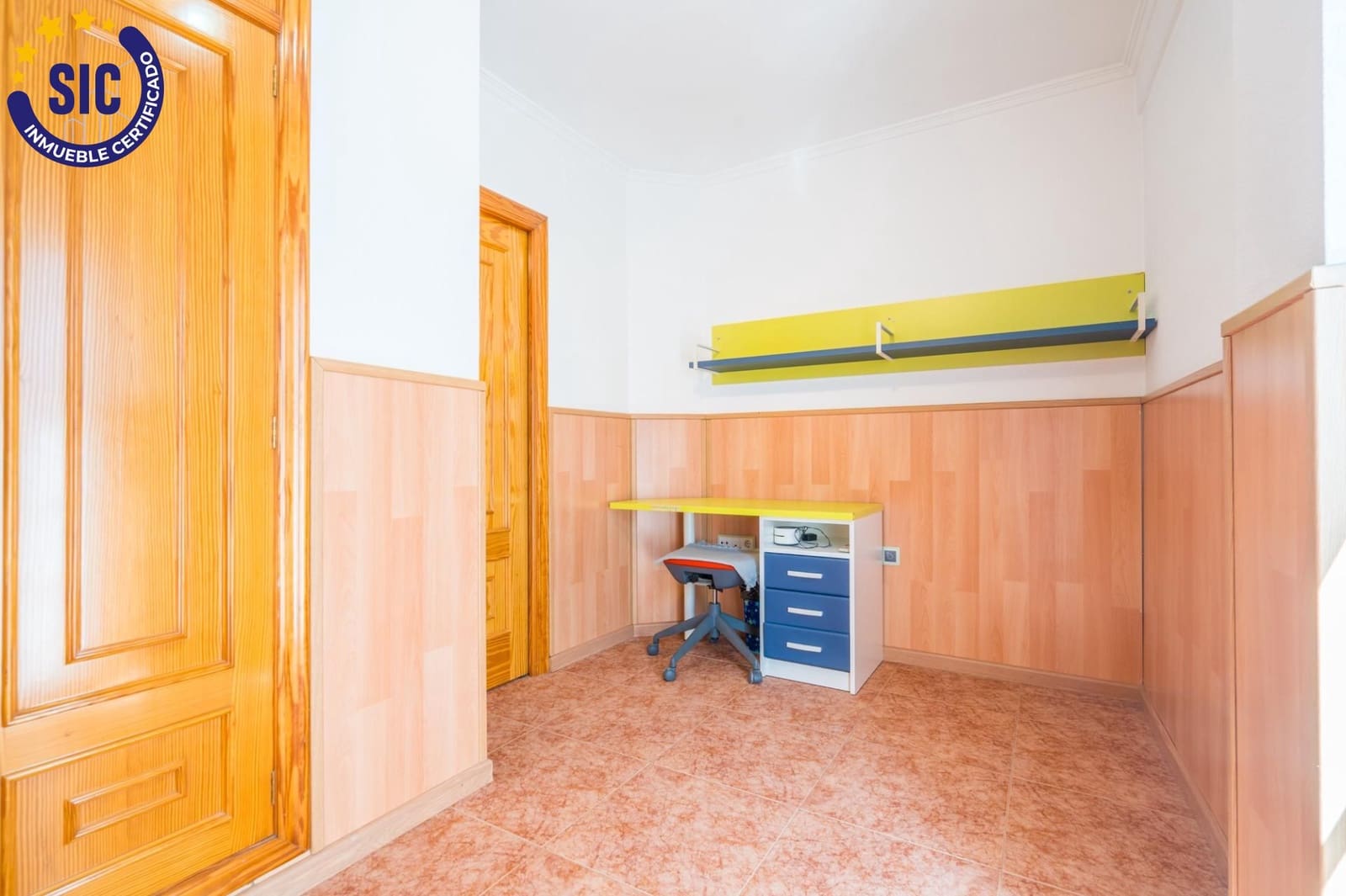 4 bedroom Terraced Villa for sale in Casinos - € 190,000 (Ref: 9908132)