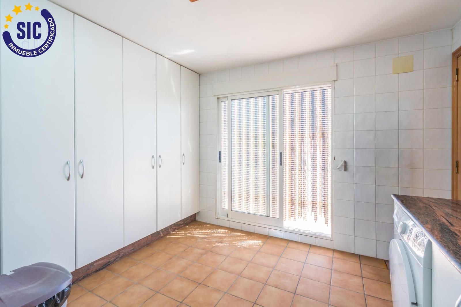 4 bedroom Terraced Villa for sale in Casinos - € 190,000 (Ref: 9908132)
