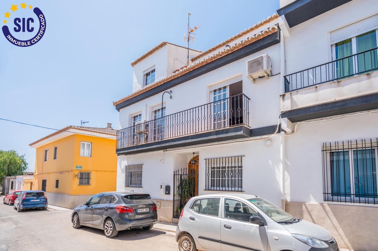 4 bedroom Terraced Villa for sale in Casinos - € 190,000 (Ref: 9908132)