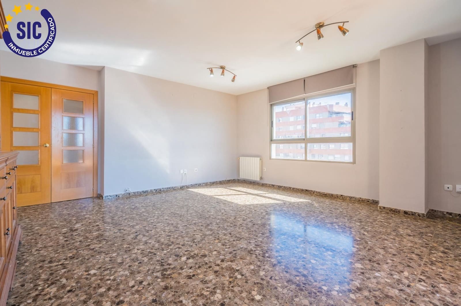 4 soveværelse Penthouse til salg i Mislata med swimmingpool garage - € 525.000 (Ref: 9908133)