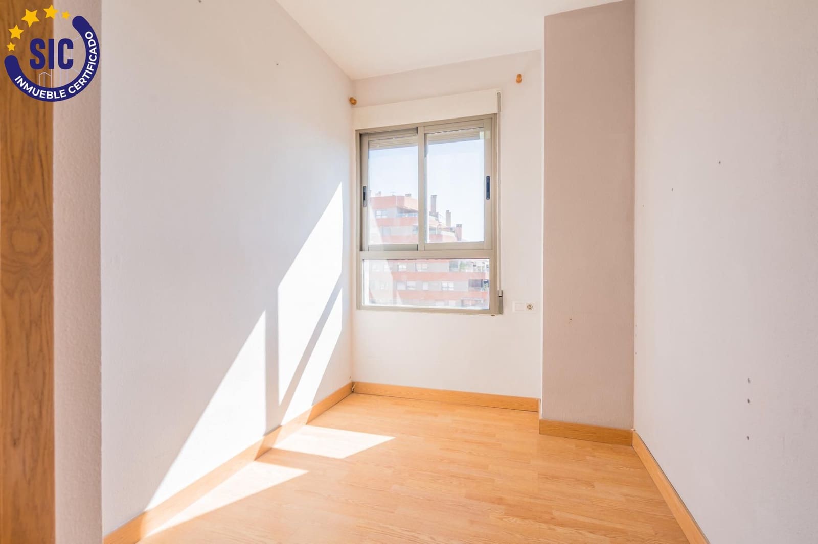 4 soveværelse Penthouse til salg i Mislata med swimmingpool garage - € 525.000 (Ref: 9908133)
