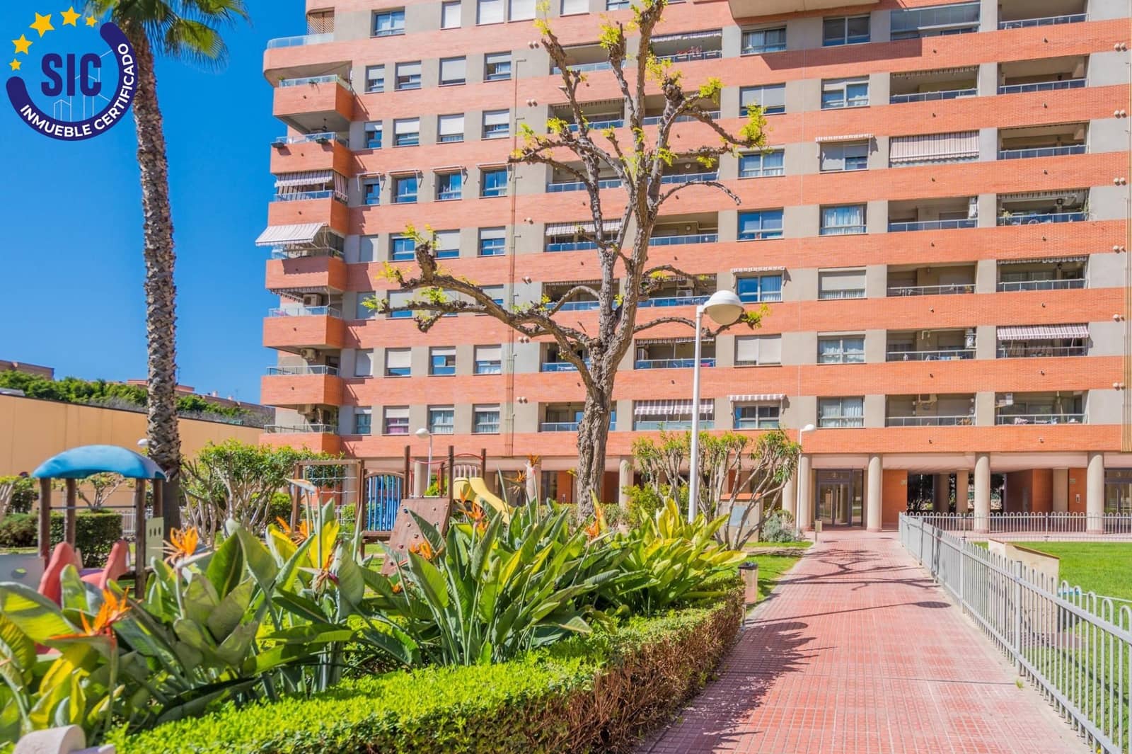 4 soveværelse Penthouse til salg i Mislata med swimmingpool garage - € 525.000 (Ref: 9908133)
